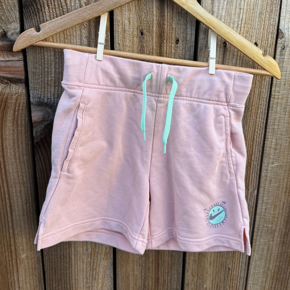 Nike sun club girl’s shorts